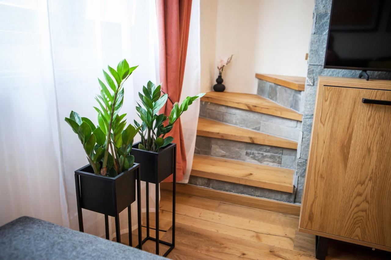 Zazi Apartmany Mýto pod Ďumbierom מראה חיצוני תמונה